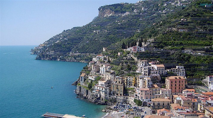 Browse villas and holiday homes in Amalfi Coast