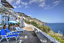 Casa Capinera: House in Praiano, Amalfi Coast, Italy