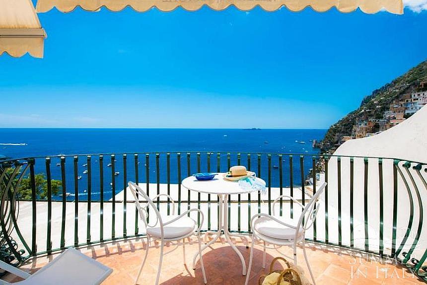 Villa Faustina A: Self catering apartment in Positano, Amalfi Coast, Italy