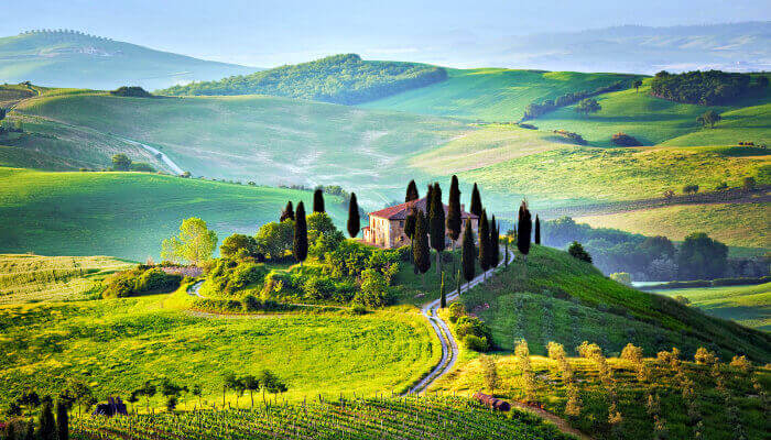 Browse villas and holiday homes in Tuscany